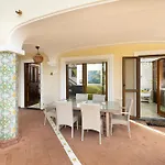 Giovannella, Apartment